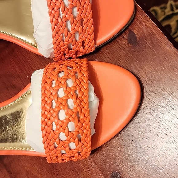 Sandals never worn - Picture 6 of 7